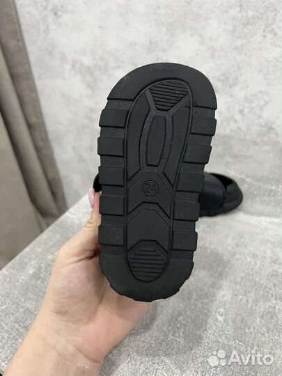 Сандалии для мальчика 24 размер