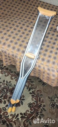 Инвалидная коляска новая, костыли, тутор