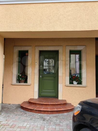 Таунхаус 210 м² на участке 2 сот.