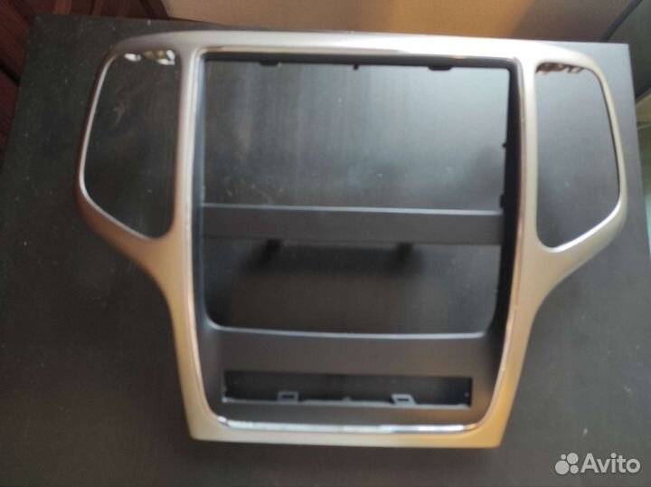 Головное устройство jeep Grand Cherokee