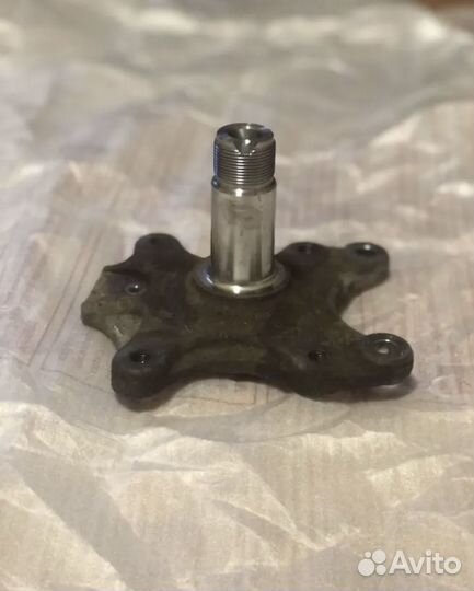 Цапфа заднего колеса Peugeot