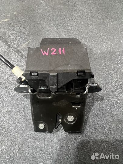 Замок багажника Mercedes W211