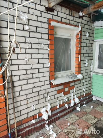 Заполнение пустот Утепление стен Пеноизолом