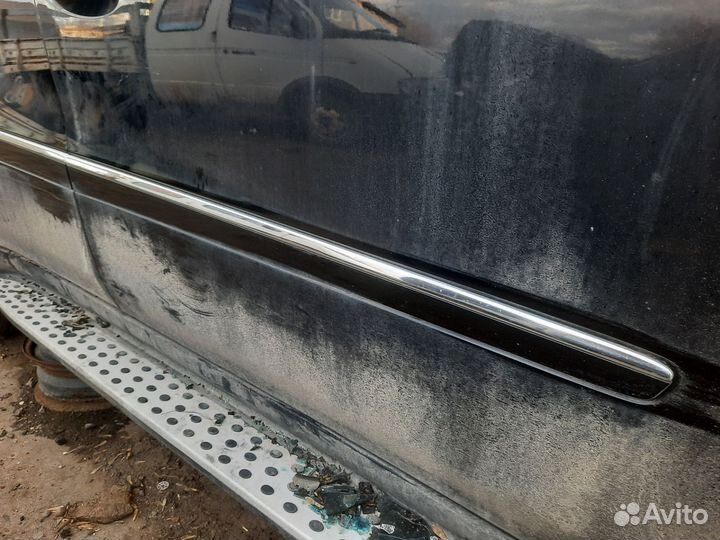Молдинг правой двери Mercedes GL x164 2011