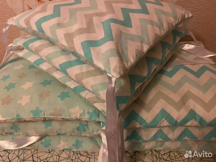 Бортики подушки в детскую кроватку