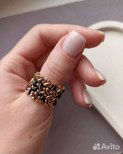 Кольцо из бисера