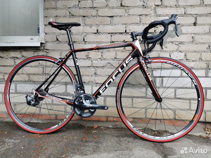 Шоссейный велосипед focus