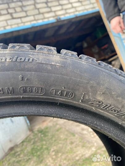 Roadstone Winguard WinSpike 215/50 R17