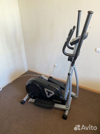 Эллиптический тренажер torneo festa c320