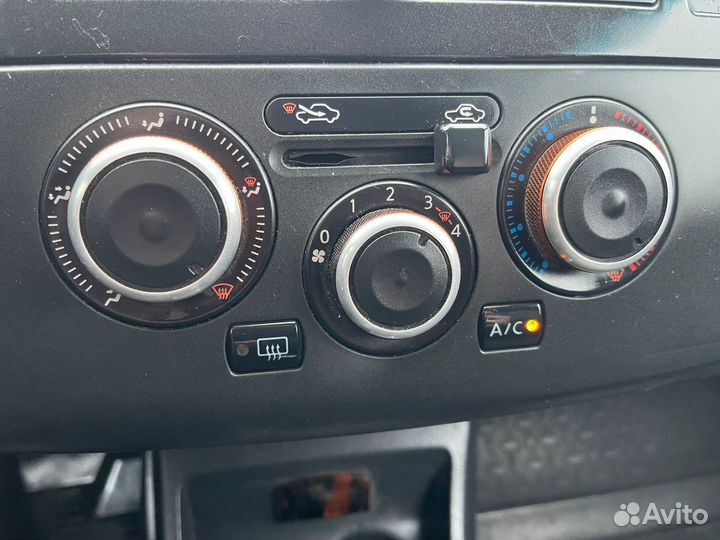 Nissan Tiida 1.6 МТ, 2010, 242 700 км