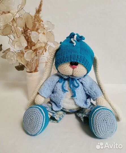 Заяц зайчик вязаный