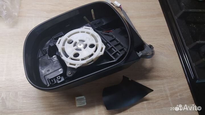 Зеркало заднего вида правое-наружное RAV 4 2007