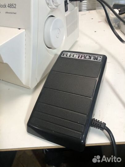 Коверлок pfaff CoverLock 4852