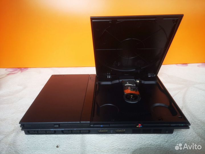 PlayStation 2 Slim Прошитая + 30 игр на флешке