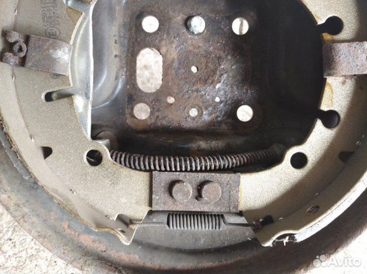 Тормозной механизм Ford Fusion 2002-2012