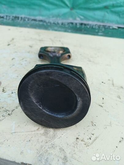 Поршень с шатуном 71мм. STD Skoda Yeti 2012 cbzb