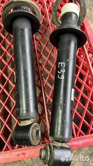 Задние амортизаторы бмв 5 серии Е39 седан