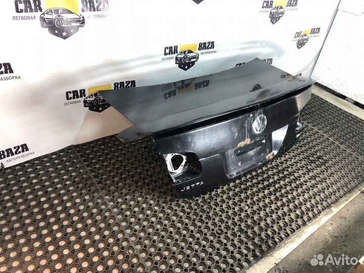 Крышка багажника Volkswagen Jetta