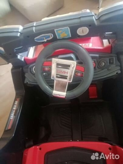 Детский электромобиль