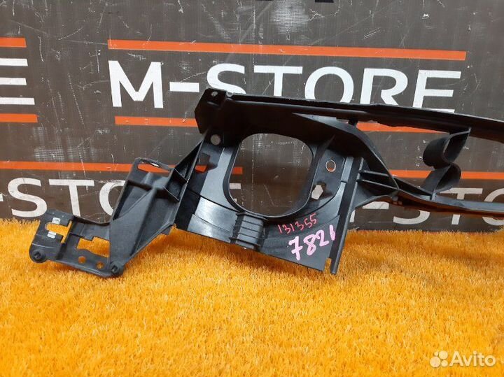 Крепление крыла переднее левое Bmw X5 E70 N52B30