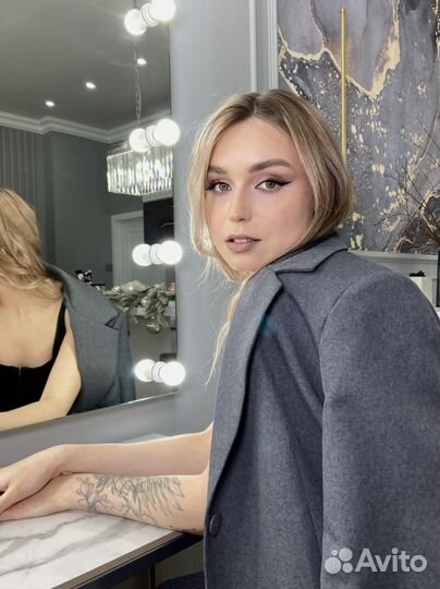 Визажист Макияж Стилист по волосам Укладки