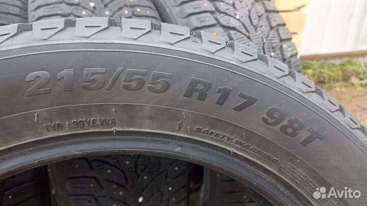 Kumho WinterCraft Ice Wi32 215/55 R17 98T