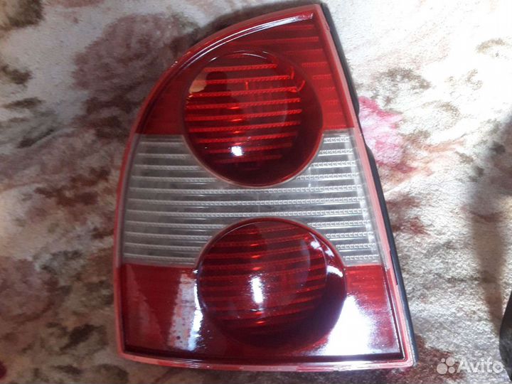 Задние фонари без защитных стекл, цена за пару