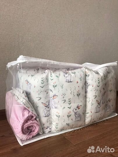 Бортики в детскую кроватку новые