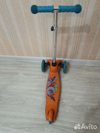 Самокат детский трехколесный
