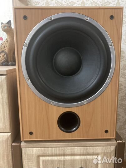 Активный сабвуфер sven HA-675W