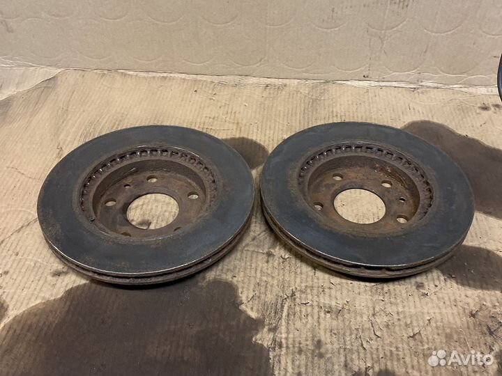 Тормозные диски рено дастер, каптюр. 1.6