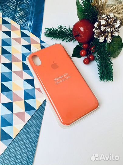 Чехол на iPhone XR