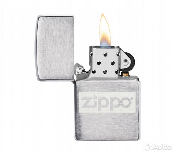 Подарочный набор: Zippo 49358 фляжка и зажигалка