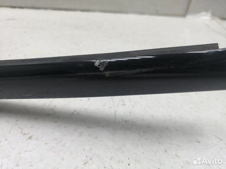 Уплотнитель стекла двери передний правый Bmw X4