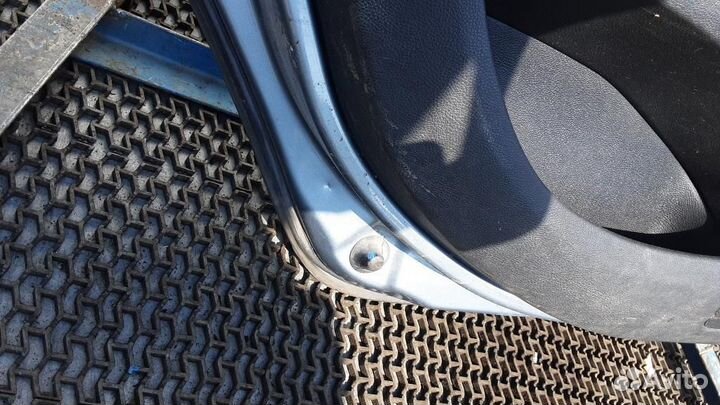 Дверь задняя левая Skoda Octavia