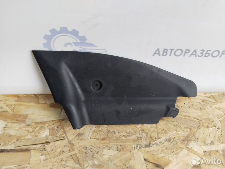Накладка центральной консоли BP4K64241 Mazda 3 BK