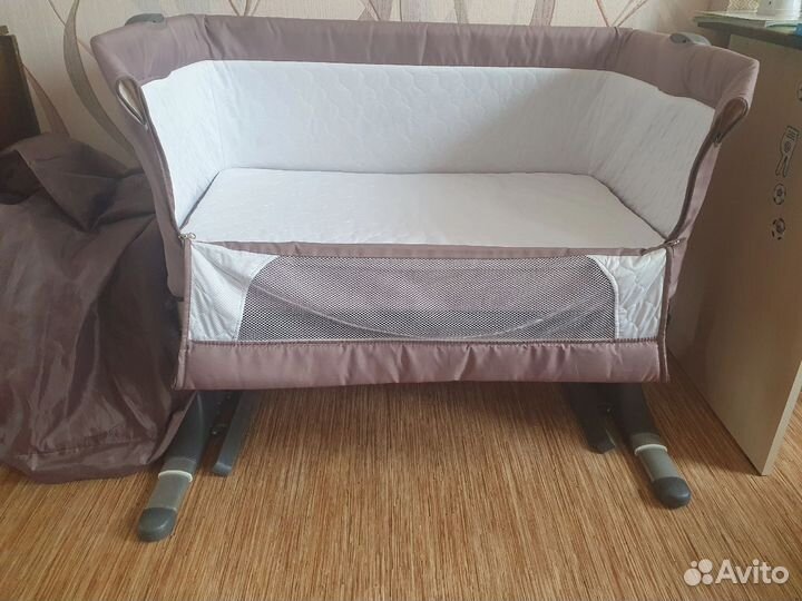 Детская кровать манеж