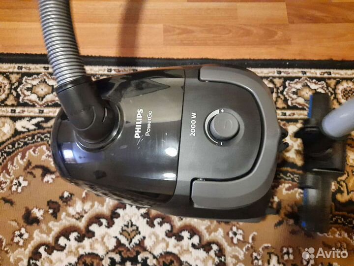 Пылесос Philips новый