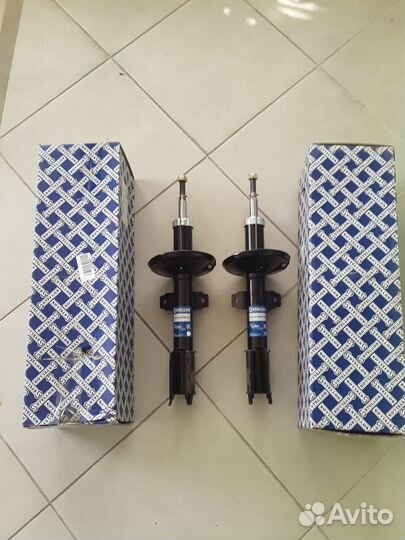 Амортизатор передний Renault duster