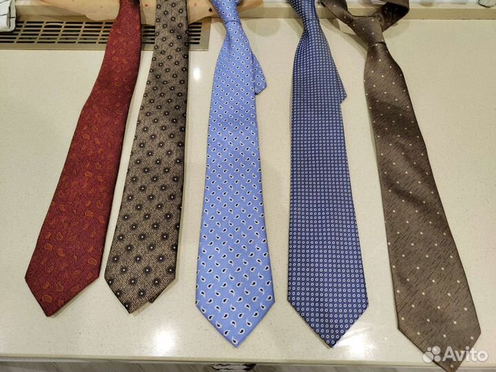 Галстуки с оригинальным цветочным принтом