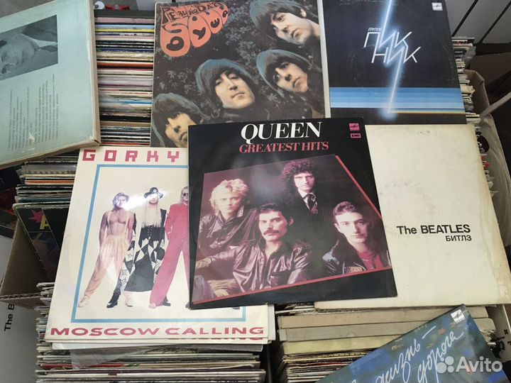 Виниловые пластинки Queen и многое другое