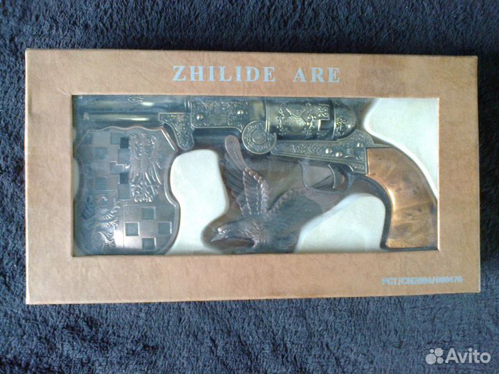 Зажигалка пистолет - макет кольта (настольная)