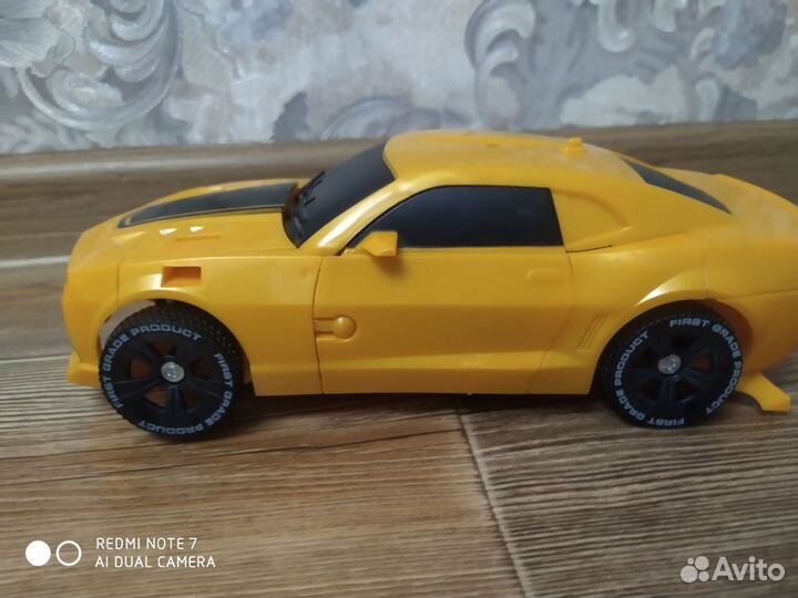 Игрушка робот