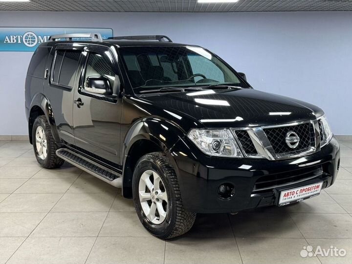Nissan Pathfinder 2.5 AT, 2012, 302 458 км