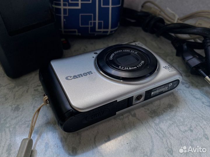 Компактный фотоаппарат canon