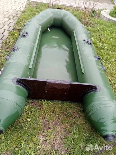 Лодка резиновая с мотором