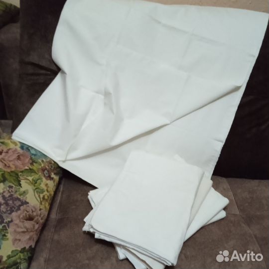 Постельное бельё, полотенца, текстиль пакетом