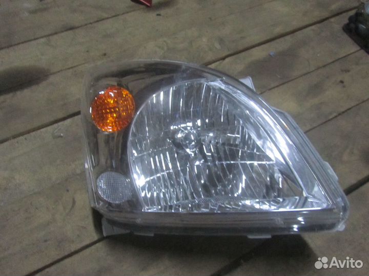 Фара левая правая Toyota Land Cruiser Prado 120