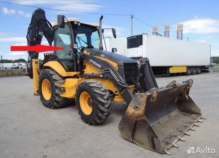 Стекло двери верхнее правое Volvo BL 61 71