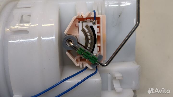 Насос топливный электрический Jeep Grand Cherokee, 2010